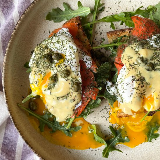 Lox Benedict - Recipe photo by frozen_bananas_