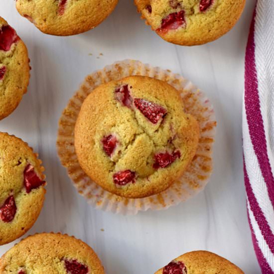 Easy Gluten Free Strawberry Muffins - Recipe photo by Flavor Walk