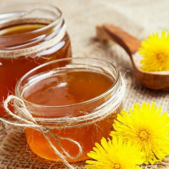 How to Make Dandelion Jelly - Recipe photo by Everything Pretty
