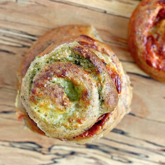 Gluten Free Pesto Rolls - Recipe photo by glutenfreealchemist