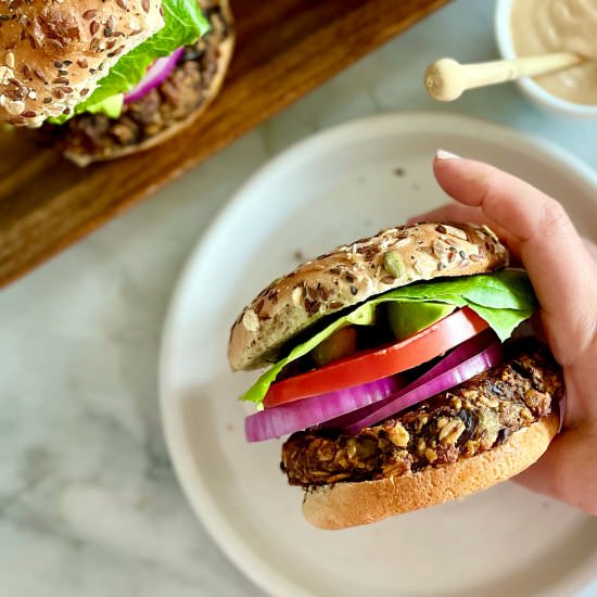 roasted no-beans plant-based burger - Recipe photo by Jackie Newgent