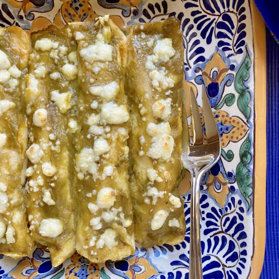 green chicken enchiladas - Recipe photo by christinascucina