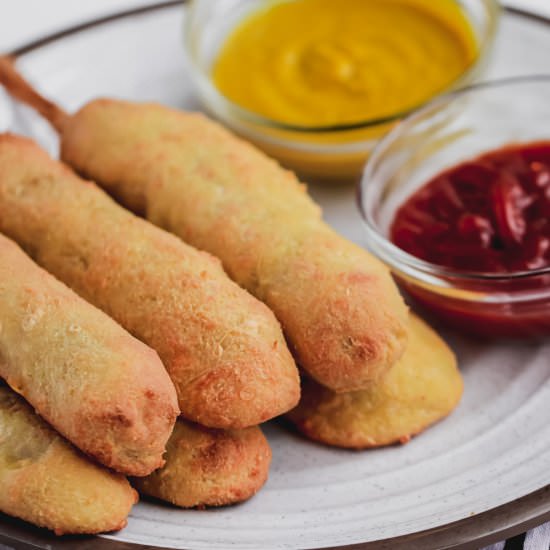 Keto Corn Dogs - Recipe photo by lesyaholzapfel