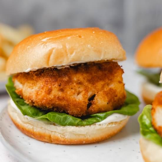Fish Burger - Recipe photo by Thedinnerbite