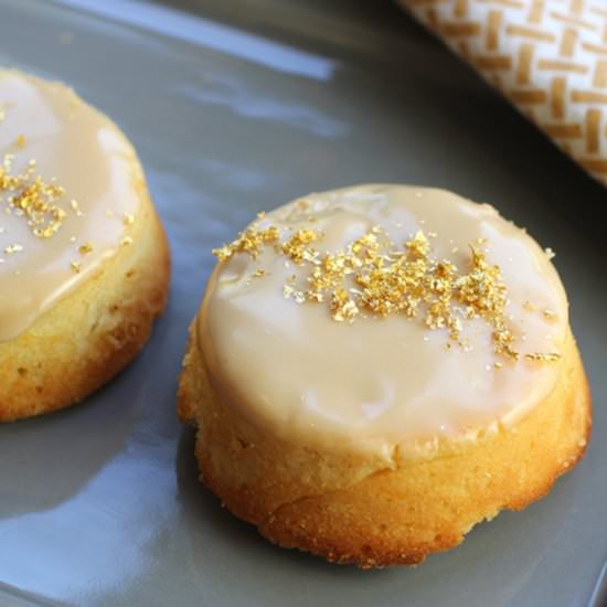 Meyer lemon tea cakes - Recipe photo by Food Gal
