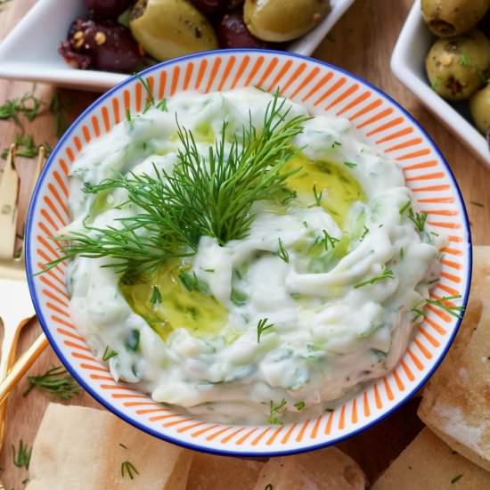 Easy Vegan Tzatziki - Recipe photo by joskitchenlarder