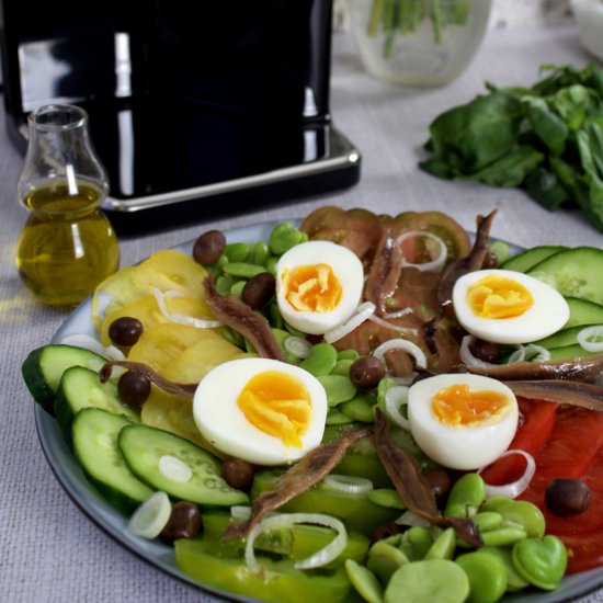 Niçoise salad - Recipe photo by Travel and Food