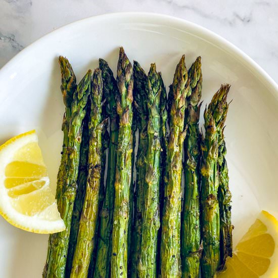 Air Fryer Asparagus - Recipe photo by No Sweat Vegan