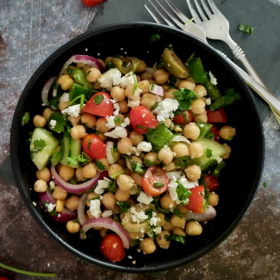 Mediterranean Chickpea Salad - Recipe photo by livingsmartandhealthy