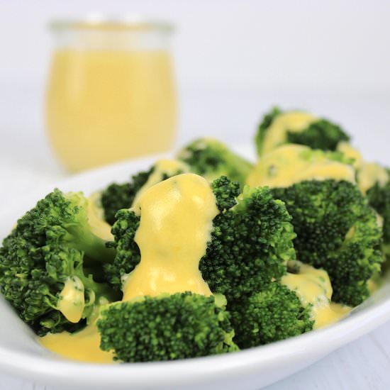 Easy Keto Cheese Sauce - Recipe photo by Keto Cooking Christian