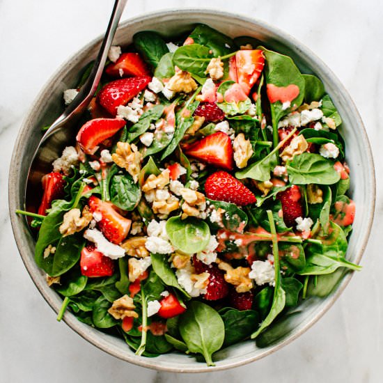 Spinach Strawberry Walnut Salad - Recipe photo by PinchandSwirl
