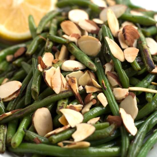 Easy Green Beans Almondine - Recipe photo by borrowedbites