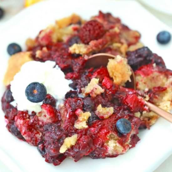 Instant Pot Berry Cobbler - Recipe photo by peasandpeonies