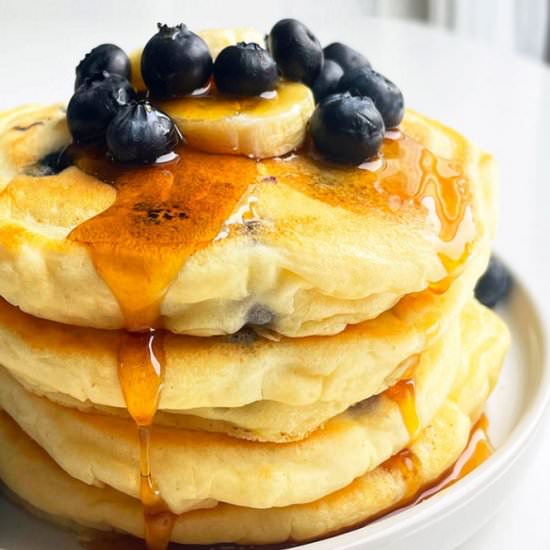 Lemon Blueberry Pancakes - Recipe photo by Cakewhiz