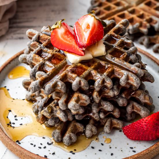Black Sesame Waffles - Recipe photo by cooking_therapy