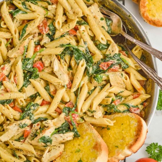 Tuscan Chicken Pasta - Recipe photo by simplejoy