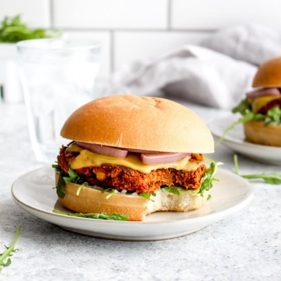 Vegan Pizza Burgers - Recipe photo by Darn Good Veggies