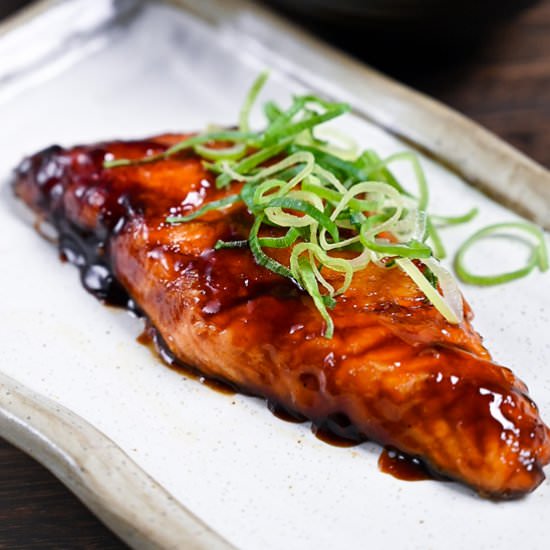 Japanese Teriyaki Salmon - Recipe photo by Sudachi Recipes