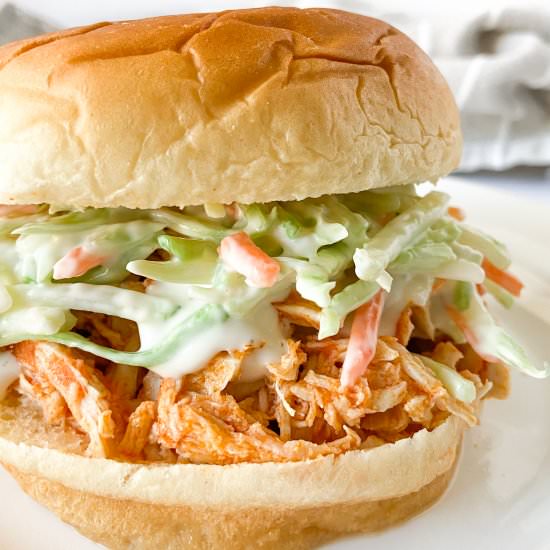 Slow-Cooker Buffalo Chicken - Recipe photo by Sugarylogic