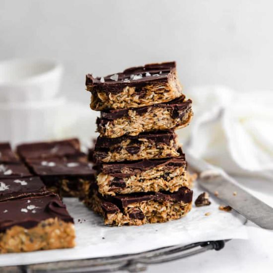 Peanut Butter Energy Bars - Recipe photo by erinliveswhole