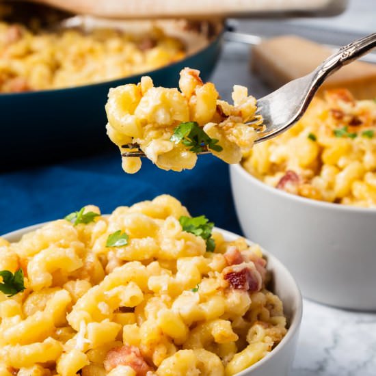 Creamy Four Cheese Mac and Cheese - Recipe photo by cooking.with.carbs