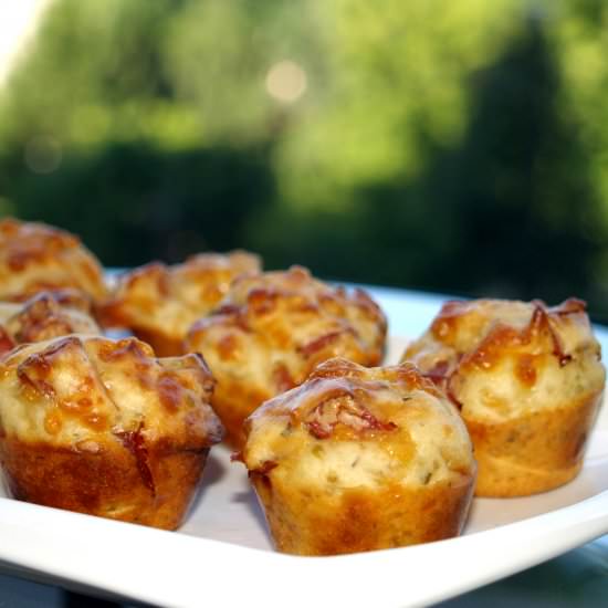 Pepperoni Pizza Puffs - Recipe photo by Cooking and Cooking