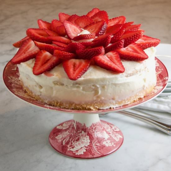Vanilla Naked Cake - Recipe photo by thebrookcook.wordpress.com