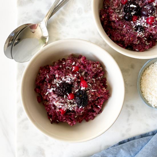 Blackberry quinoa breakfast bake - Recipe photo by Low Histamine Kitchen