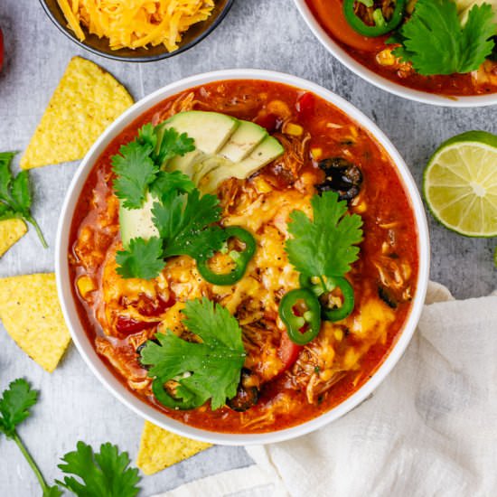 Crockpot Chicken Enchilada - Recipe photo by theyummybowl