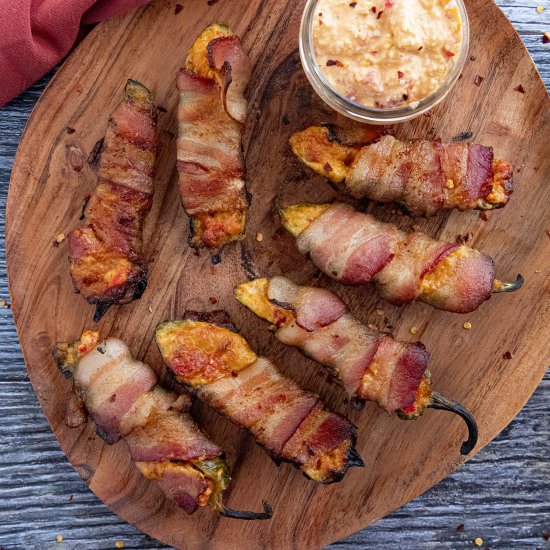 Pimento Cheese Jalapeno Poppers - Recipe photo by ChiliPepperMadness