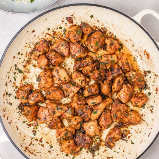 Garlic Butter Chicken Bites - Recipe photo by Thedinnerbite