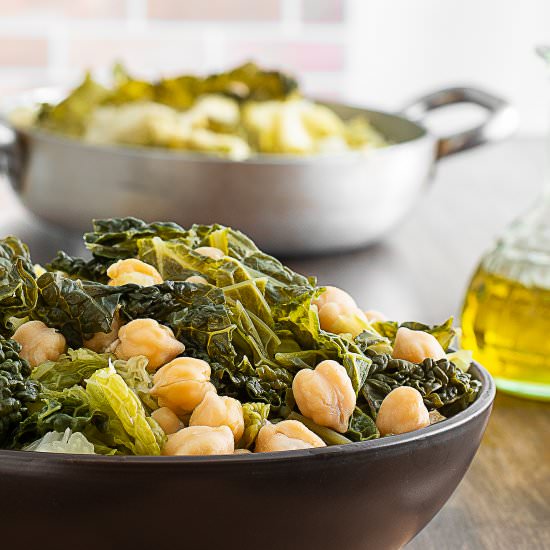Savoy cabbage with chickpeas - Recipe photo by semplicementelight