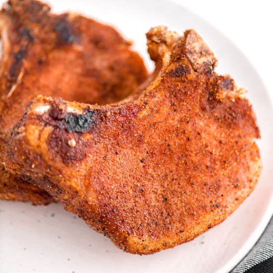 Smoked Pork Chops - Recipe photo by megseverydayindulgence