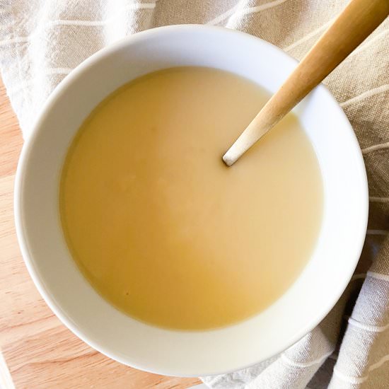 How to Make Velouté Sauce - Recipe photo by Sugarylogic