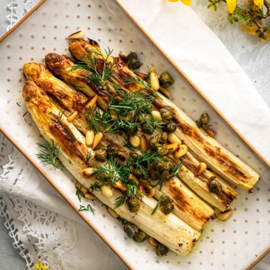 Roasted White Asparagus - Recipe photo by inthekitchnet