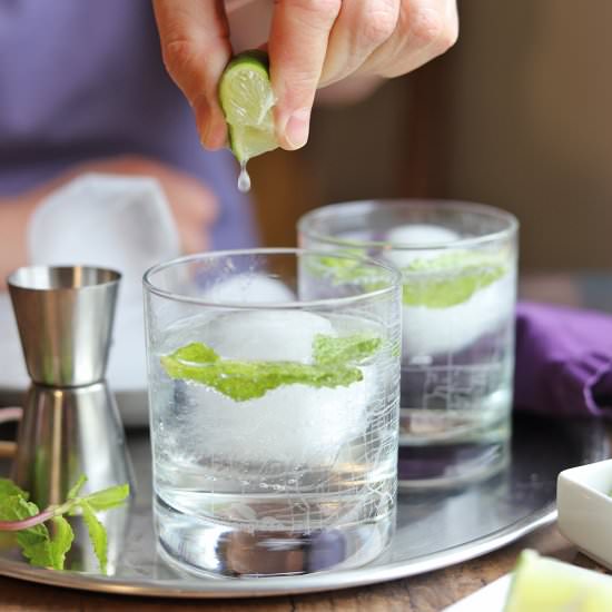 Gin and tonic with lime and mint - Recipe photo by cadryskitchen