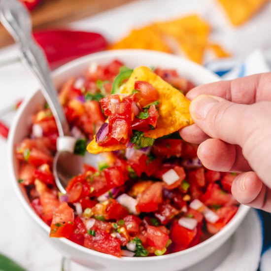Easy Pico De Gallo - Recipe photo by theyummybowl