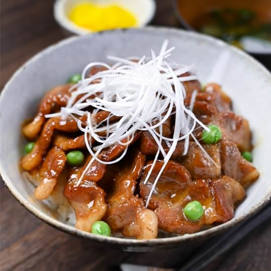 Tokachi Butadon (Pork Rice Bowl) - Recipe photo by Sudachi Recipes