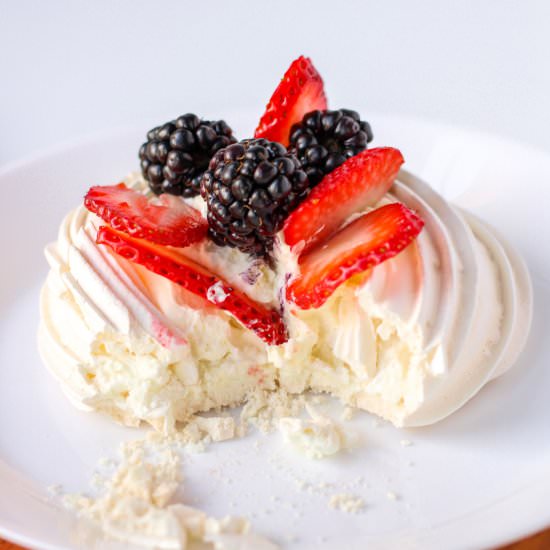 Small Batch Mini Pavlovas - Recipe photo by Bakes and Blunders