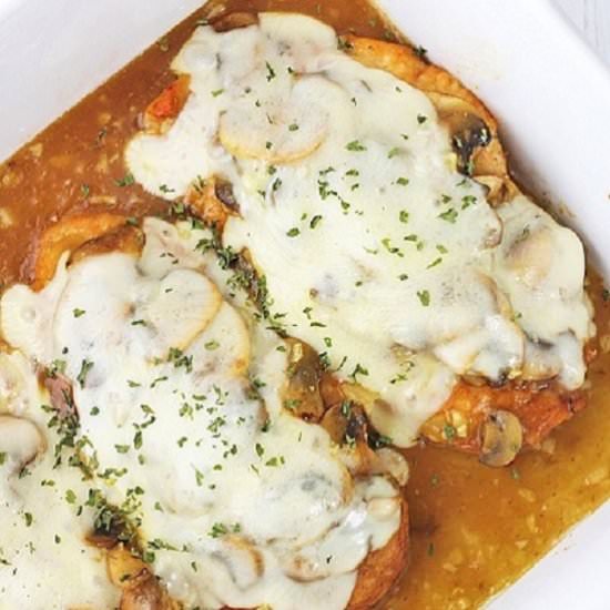 cheesy chicken with mushrooms - Recipe photo by nowcookthis