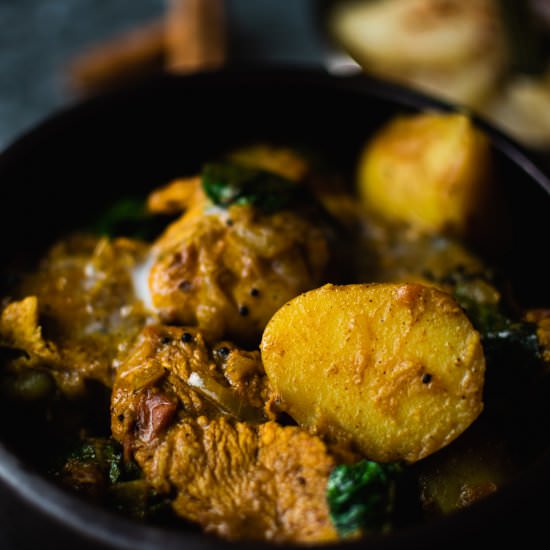 Sri Lankan Chicken and Potato Curry - Recipe photo by AnushaLovesSpice