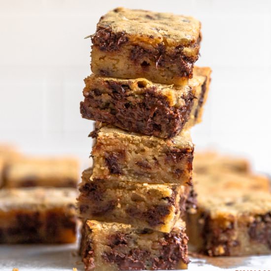 Brown Butter Blondies - Recipe photo by Cinnamon Shtick