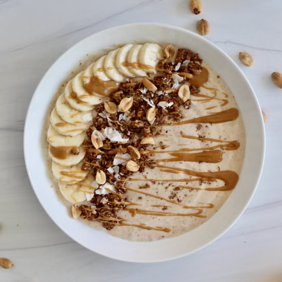 Peanut Butter Smoothie Bowl - Recipe photo by cheerfulchoices