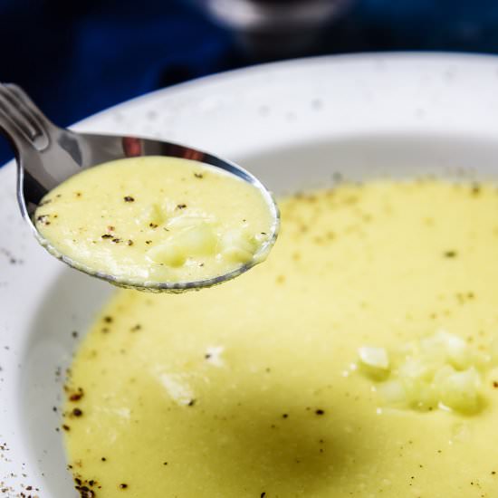 Creamy Vegan Celery Soup, so tasty! - Recipe photo by Especially Vegan