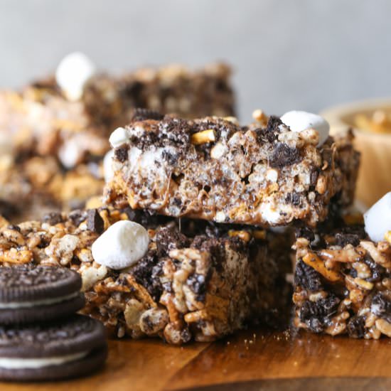 S'more Bars - Recipe photo by lovelylittlekitchen