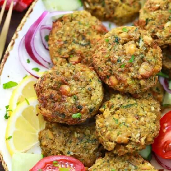 Air Fryer Falafel - Recipe photo by peasandpeonies