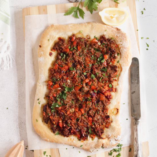 Spicy lamb lahmacun - Recipe photo by vanillafrost4