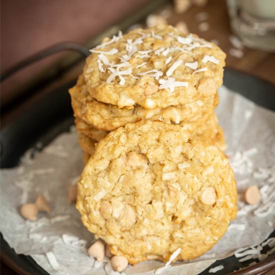 Chewy Coconut and Caramel Cookies - Recipe photo by Mycookiejourney