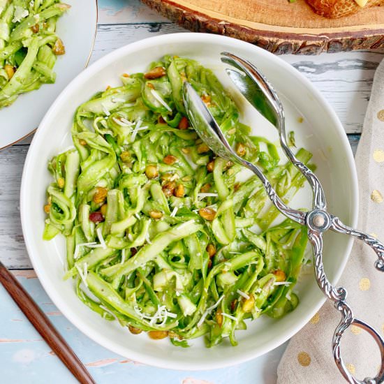 Shaved Asparagus Salad - Recipe photo by Theyummymuffin