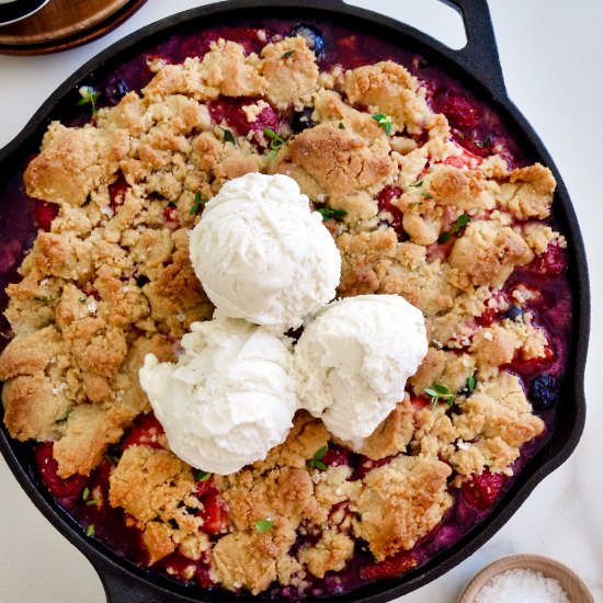 Easy Mix-and-Match Fruit Crumble - Recipe photo by justataste